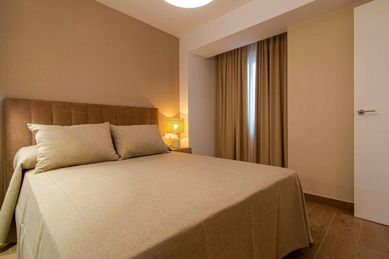 Apartamentos 1 Abril Màlaga Exteriér fotografie