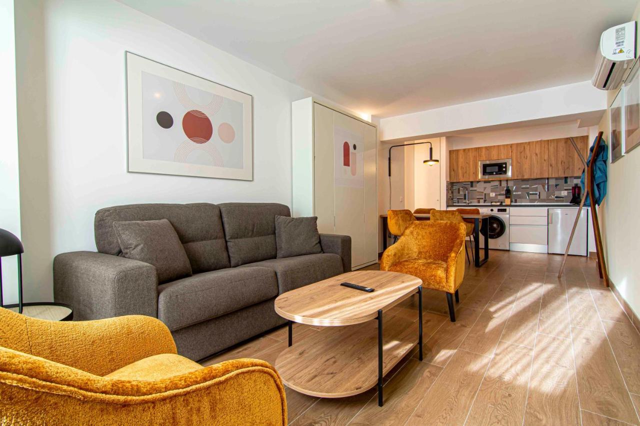 Apartamentos 1 Abril Màlaga Exteriér fotografie