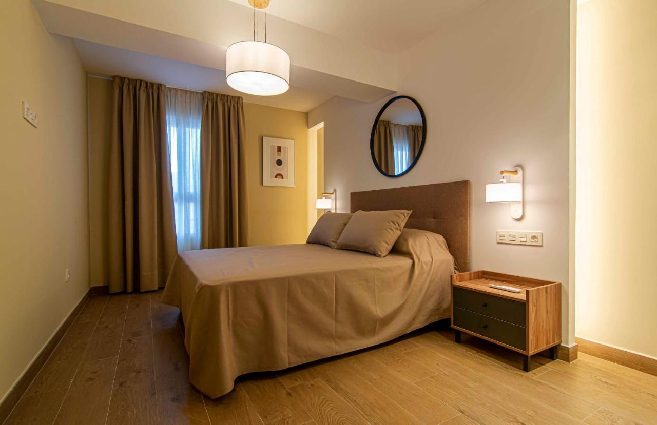 Apartamentos 1 Abril Màlaga Exteriér fotografie