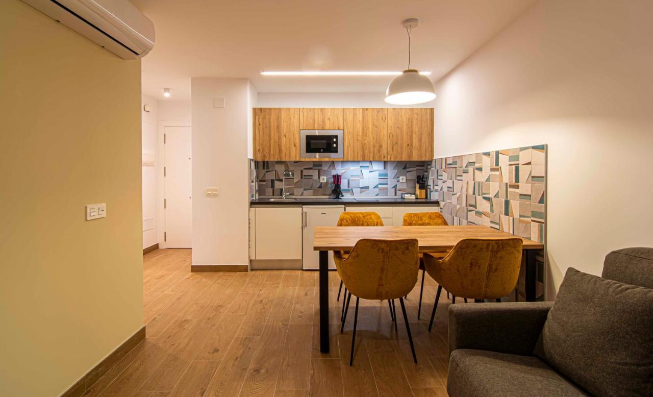 Apartamentos 1 Abril Màlaga Exteriér fotografie