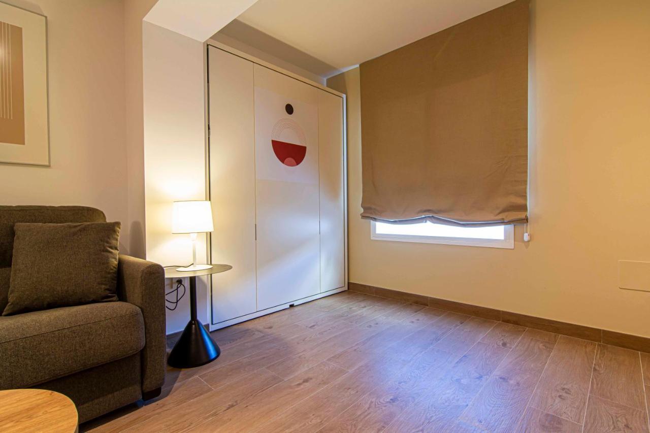 Apartamentos 1 Abril Màlaga Exteriér fotografie