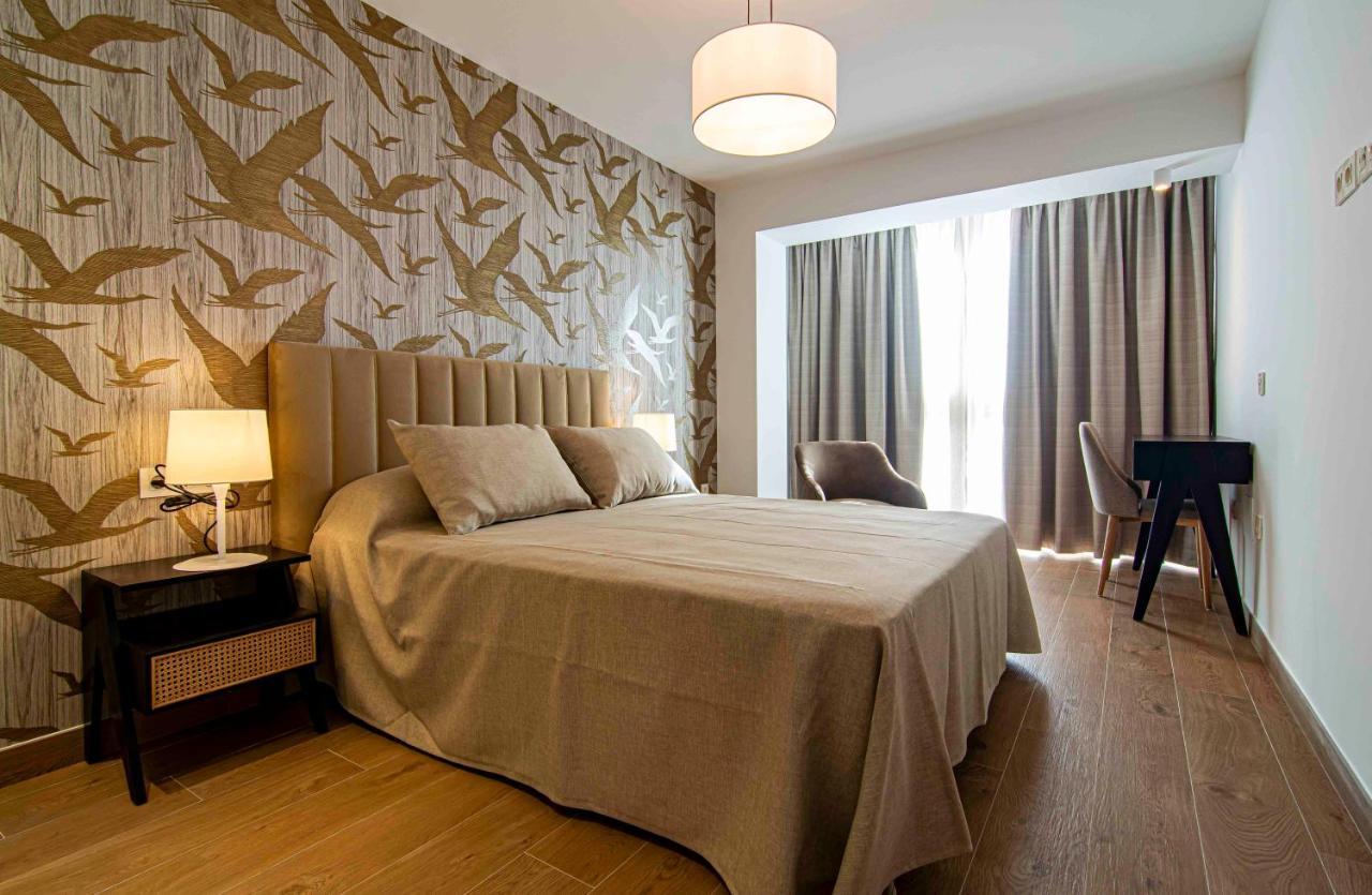 Apartamentos 1 Abril Màlaga Exteriér fotografie